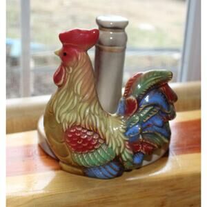 Vintage 80’s Ceramic Country Rooster Paper Towel Holder.